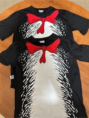 Dr. Seuss Black Tee with White Belly Graphic and Red Bow